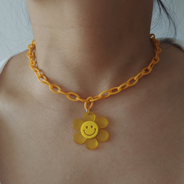 The Flower Child Chain Necklace