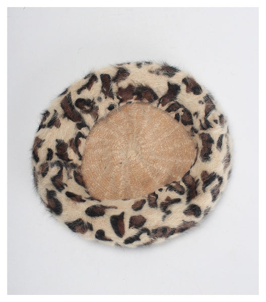 Chic Leopard Print Beret